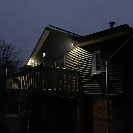 Waldhaus Wangen * Burg Reuland