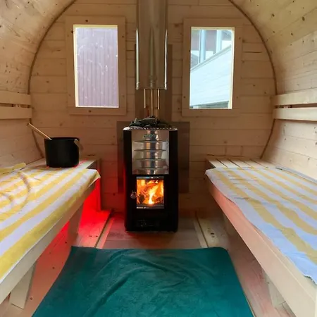 Waldhaus Wangen 펜션 부르그로랜드